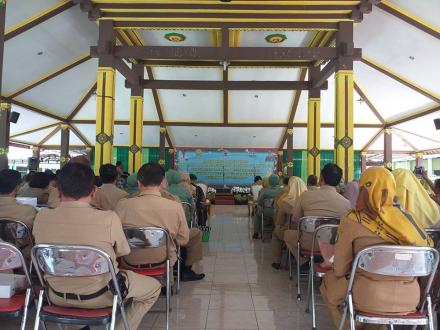 Monitoring dan Evaluasi Bakti Sosial TNI-KB Kesehatan Tingkat DIY di Desa Murtigading